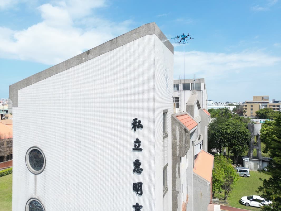 無人機清潔助力盲童